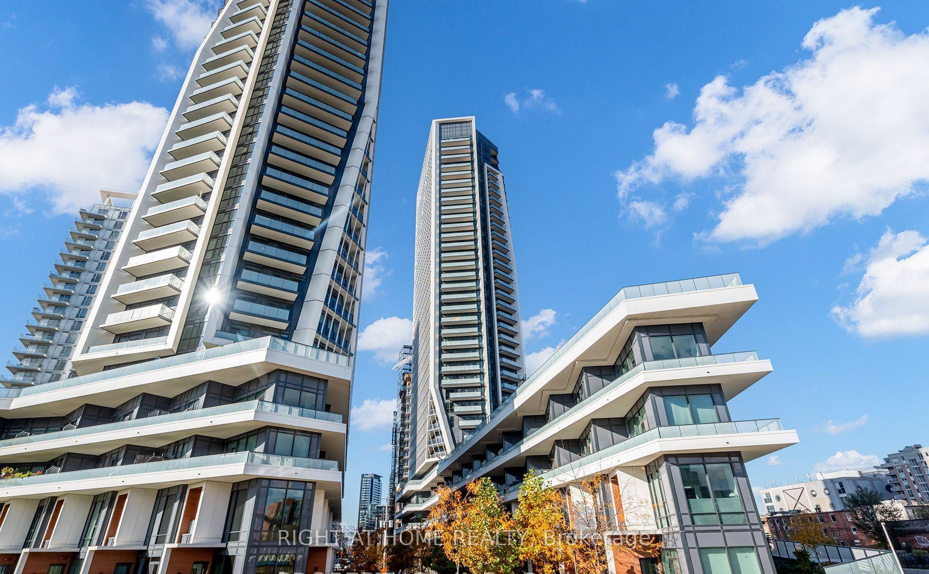 2 Bedrooms Condo at 50 Ordnance, Toronto For sale