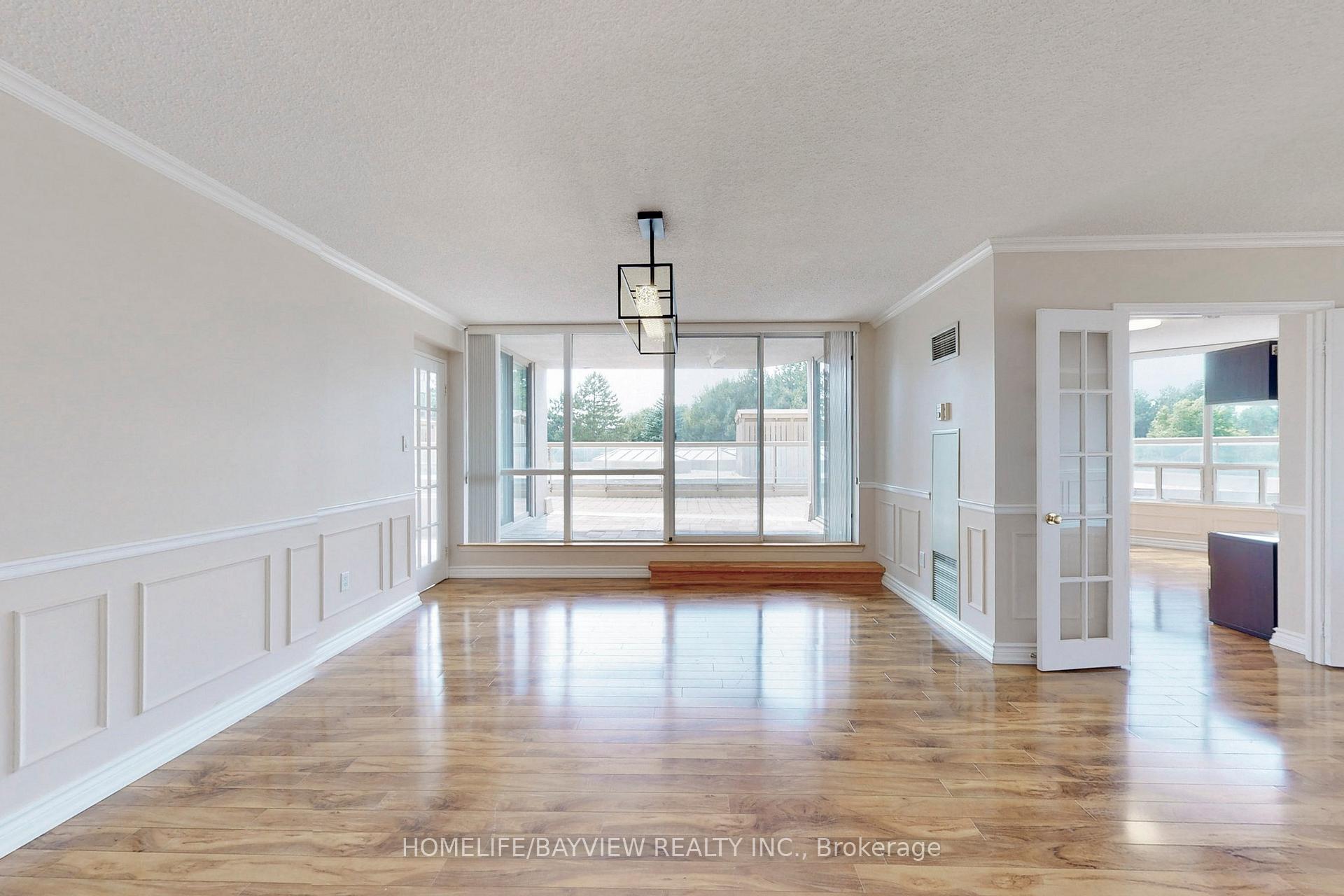 4 Bedrooms Condo at 168 Bonis, Toronto For sale