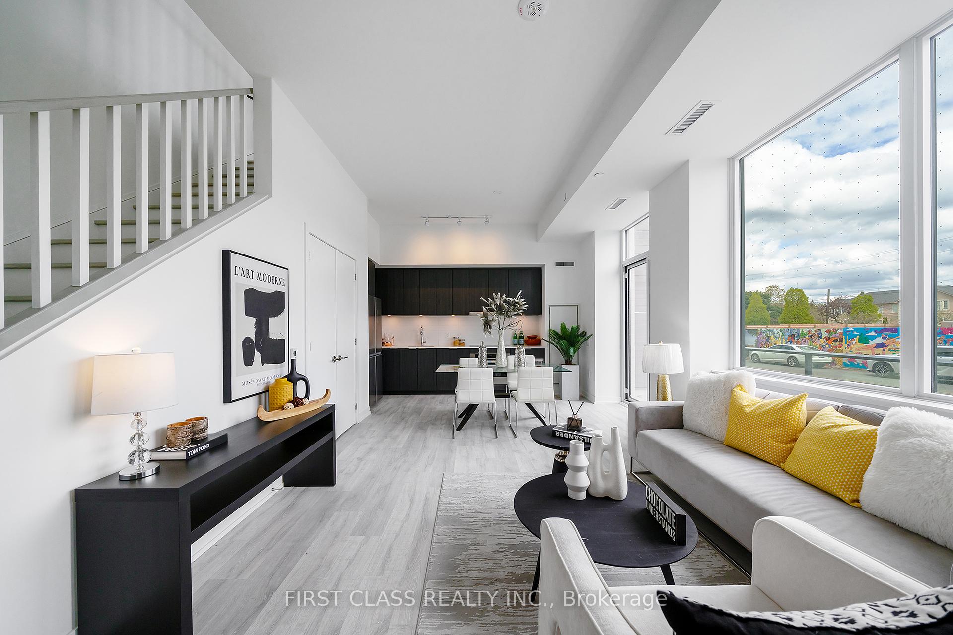 3 Bedrooms Condo at 8 Olympic Gdn, Toronto For sale
