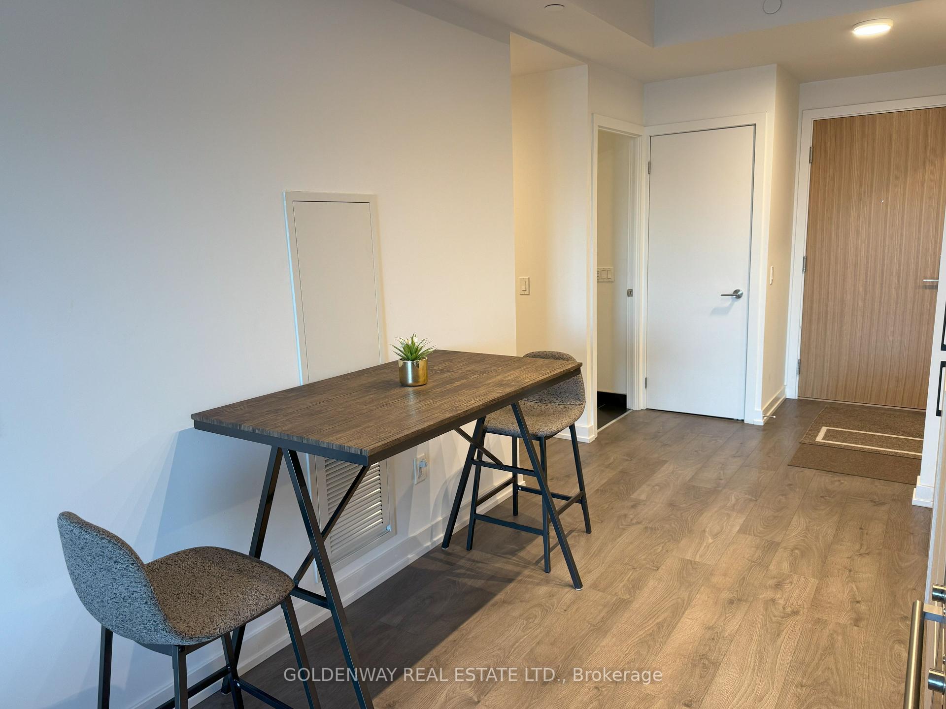2 Bedrooms Condo at 150 Logan, Toronto For sale