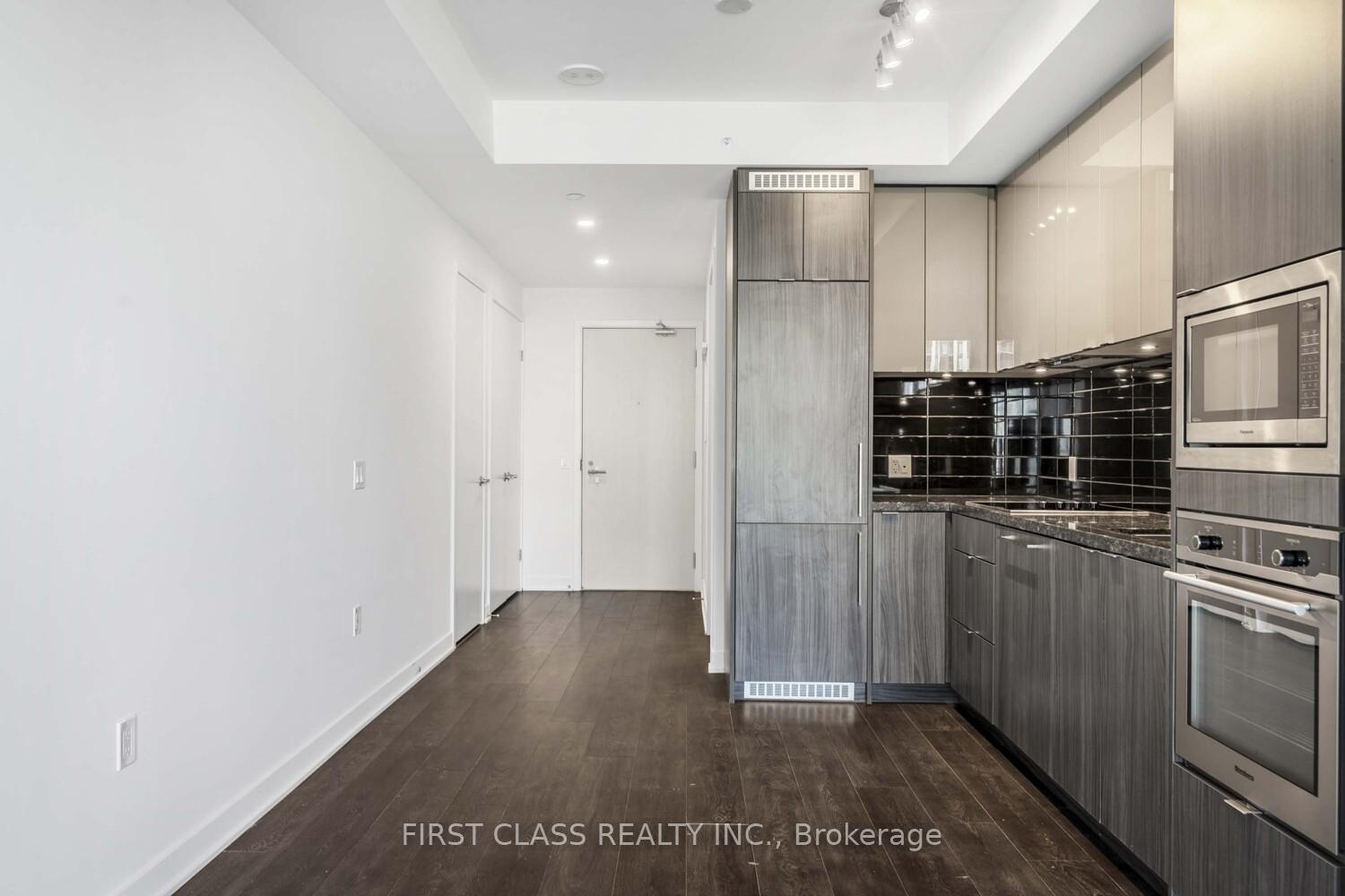 Condo at 115 Blue Jays, Toronto For sale