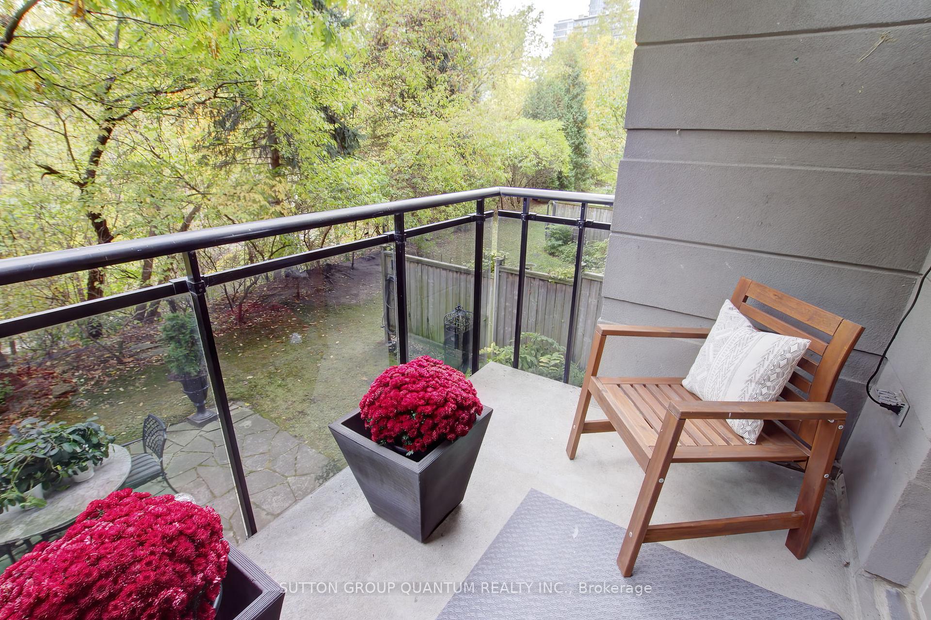 2 Bedrooms Condo at 245 Dalesford, Toronto For sale