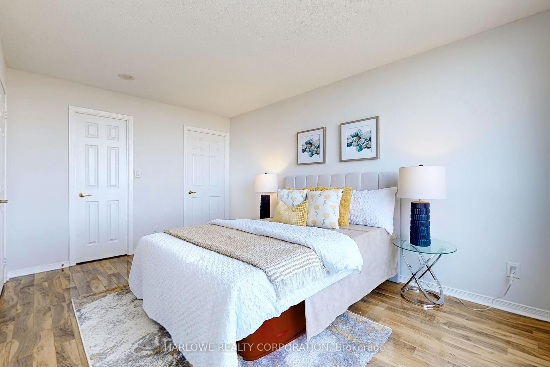2 Bedrooms Condo at 4850 Glen Erin,  Mississauga For sale
