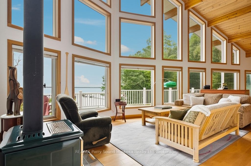 53 Sandy Island