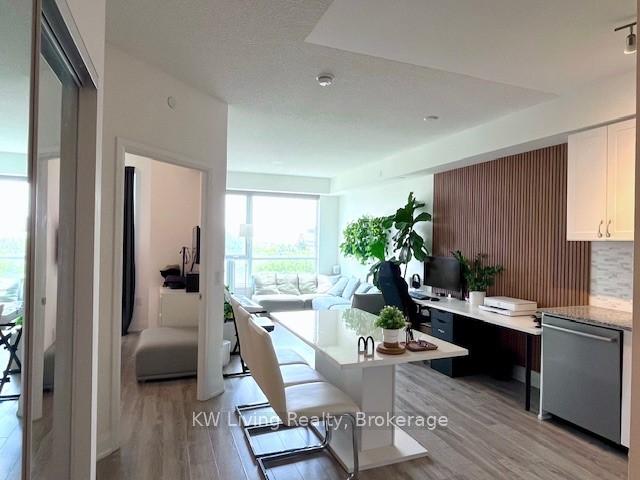 2 Bedrooms Condo at 2800 Keele, Toronto For sale