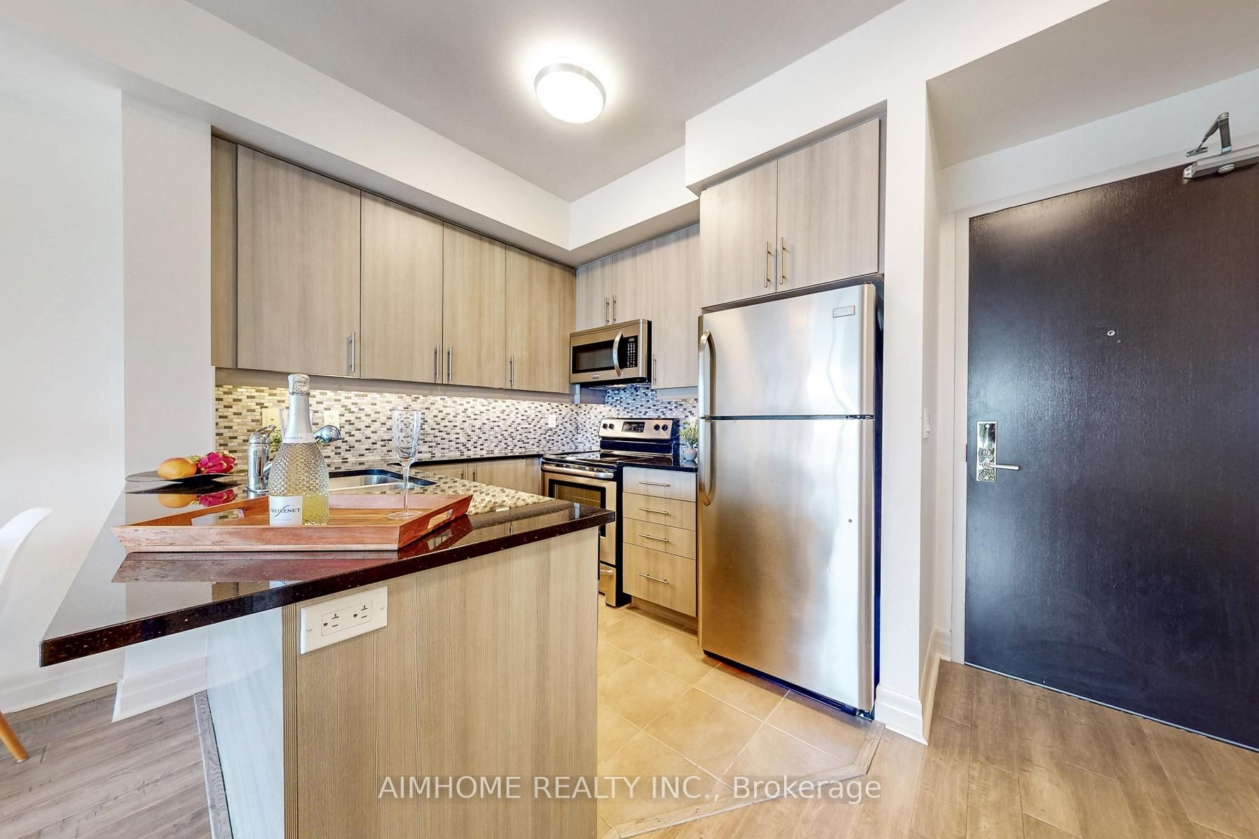 8110 Birchmount Road, #1004