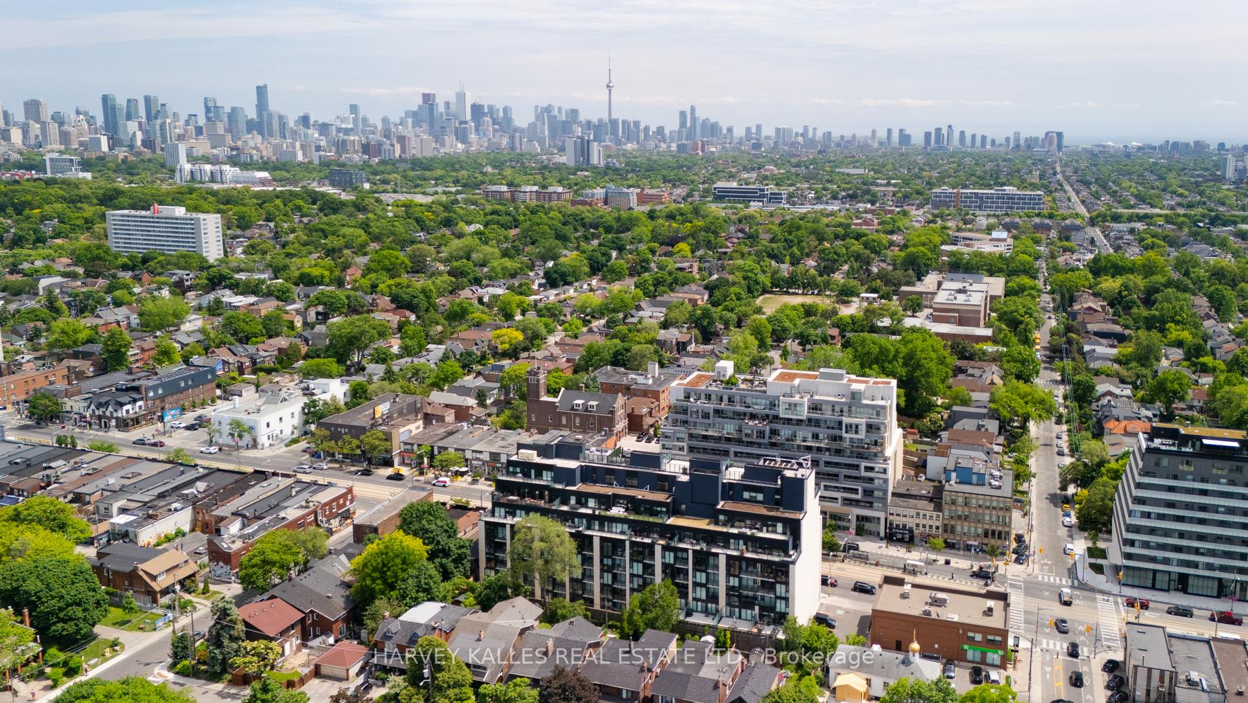840 St Clair Avenue W 708
