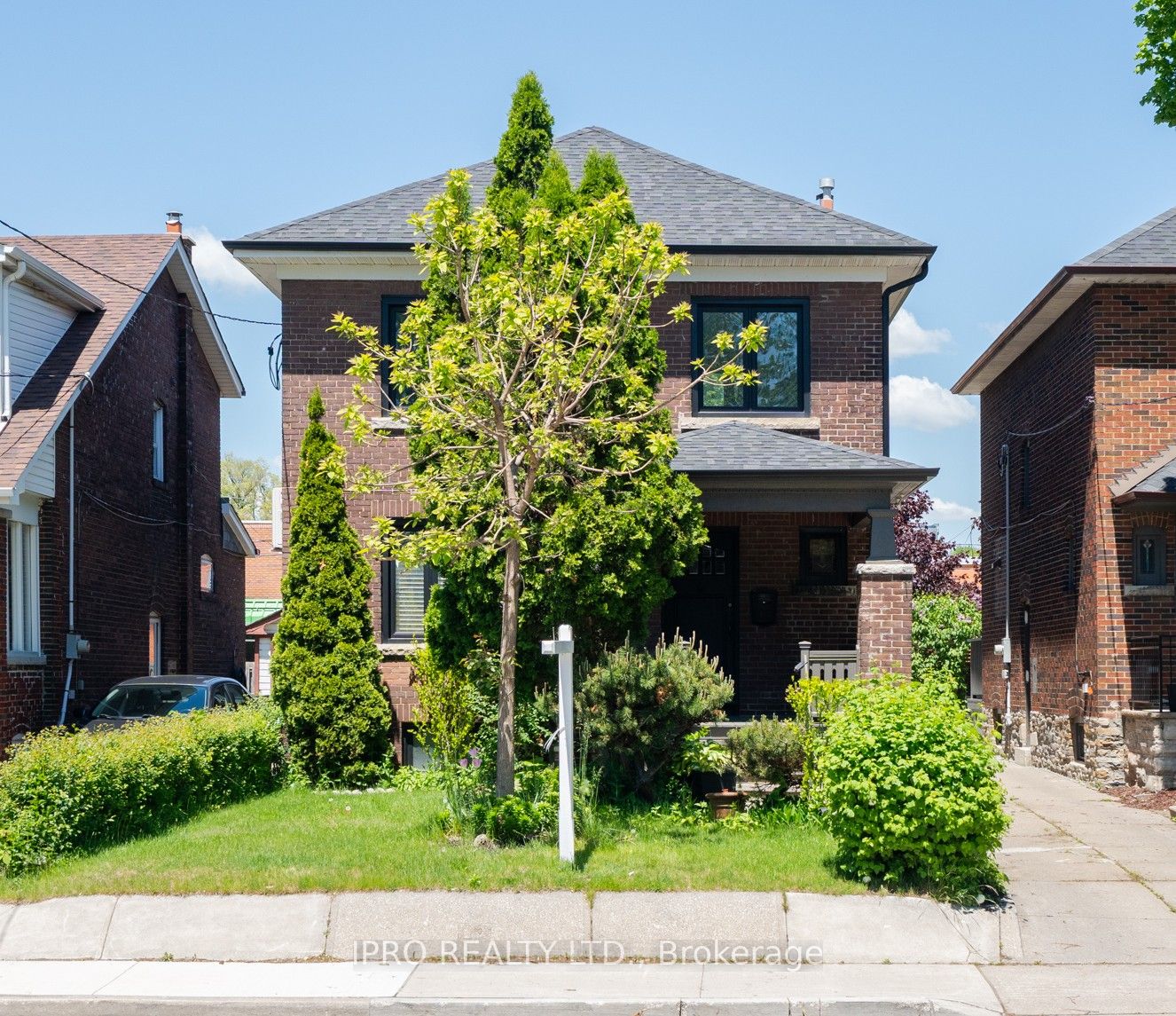12 Mortimer Avenue