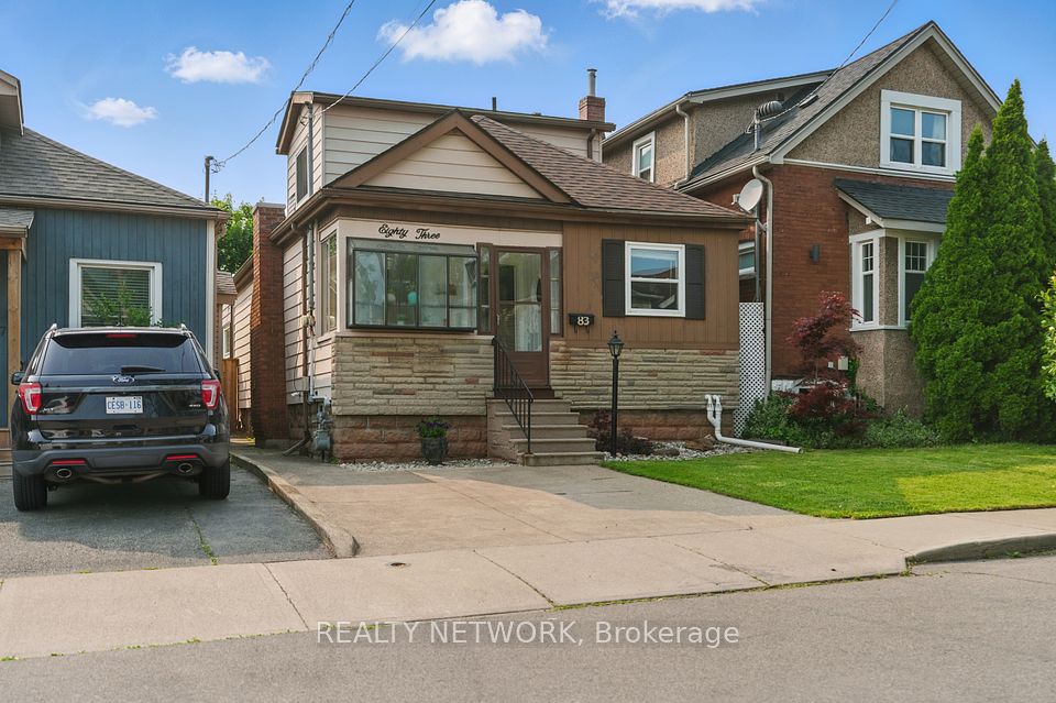 83 Houghton