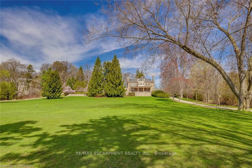 4306 Lakeshore Road