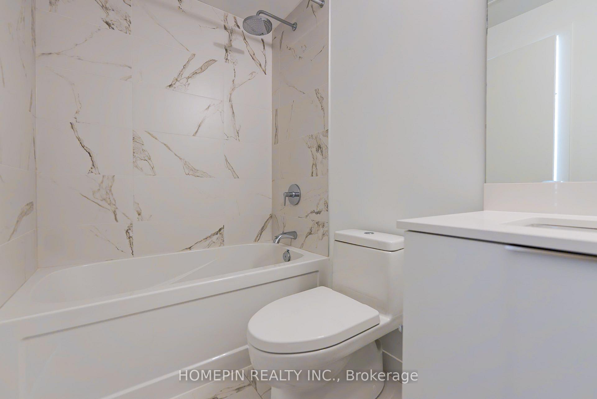 2 Bedrooms Condo at 7 Golden Lion, Toronto For sale