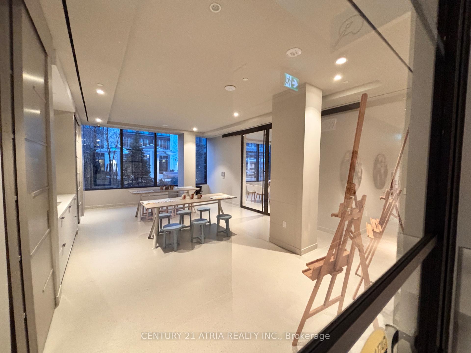 2 Bedrooms Condo at 55 Cooper, Toronto For sale