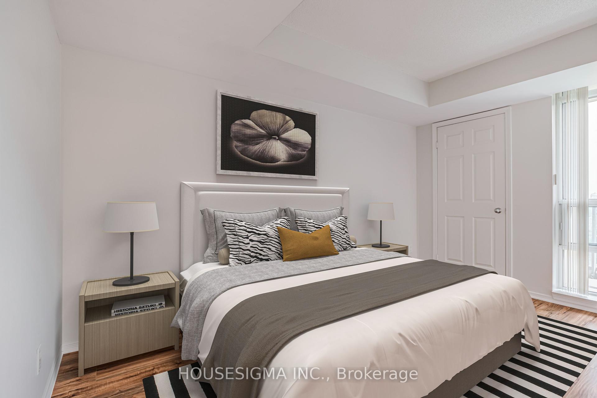 2 Bedrooms Condo at 28 Harrison Garden, Toronto For sale