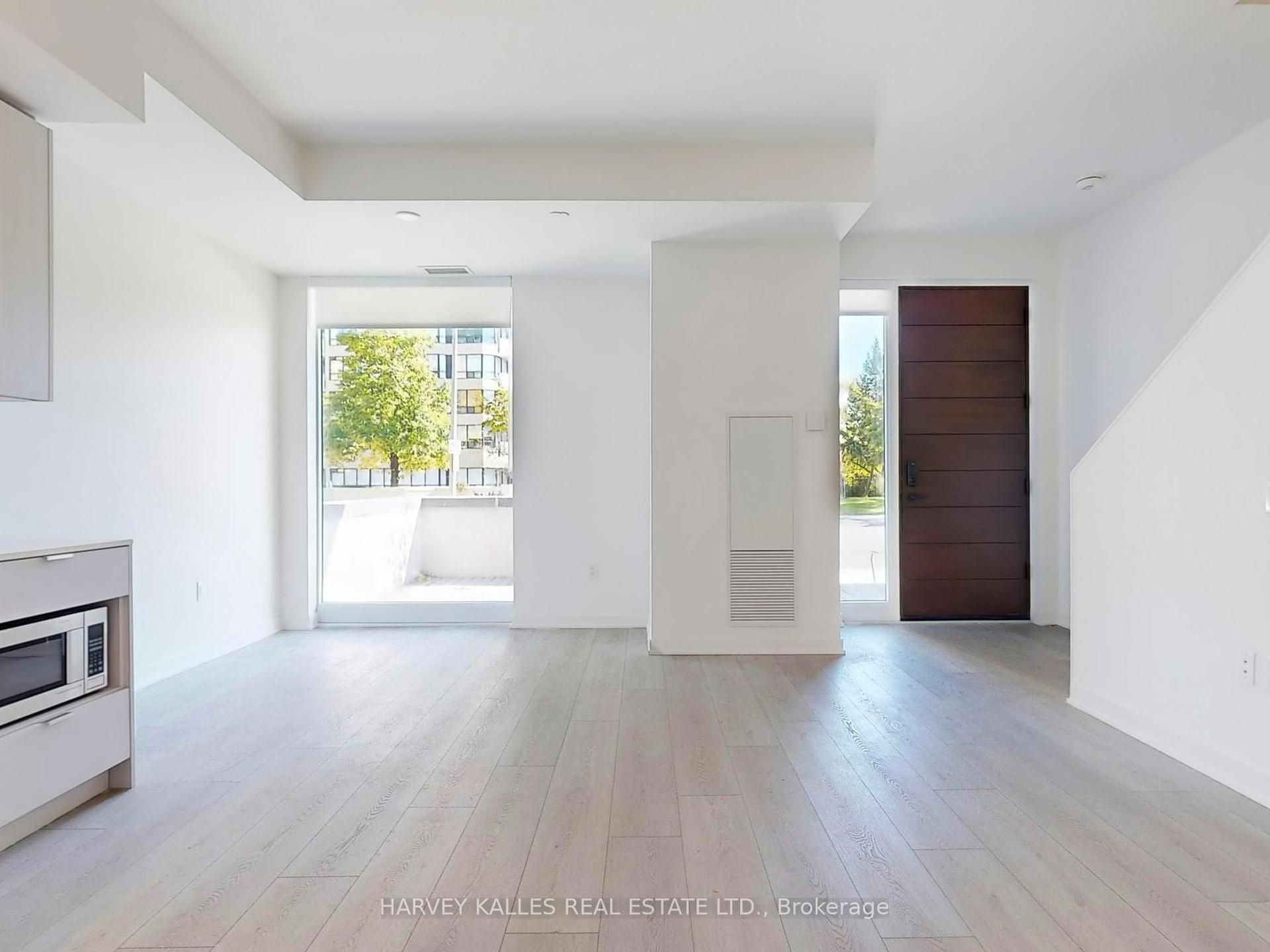 3883 Quartz Road 118