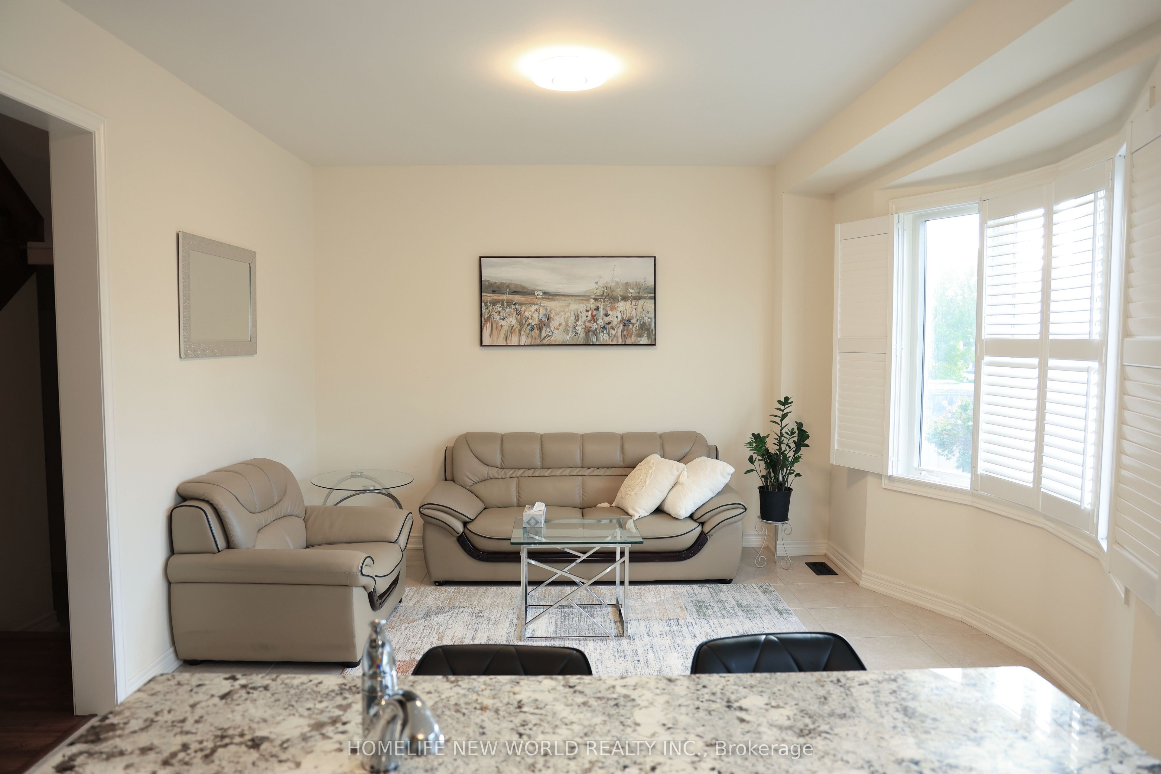 55 Frederick Stamm Crescent