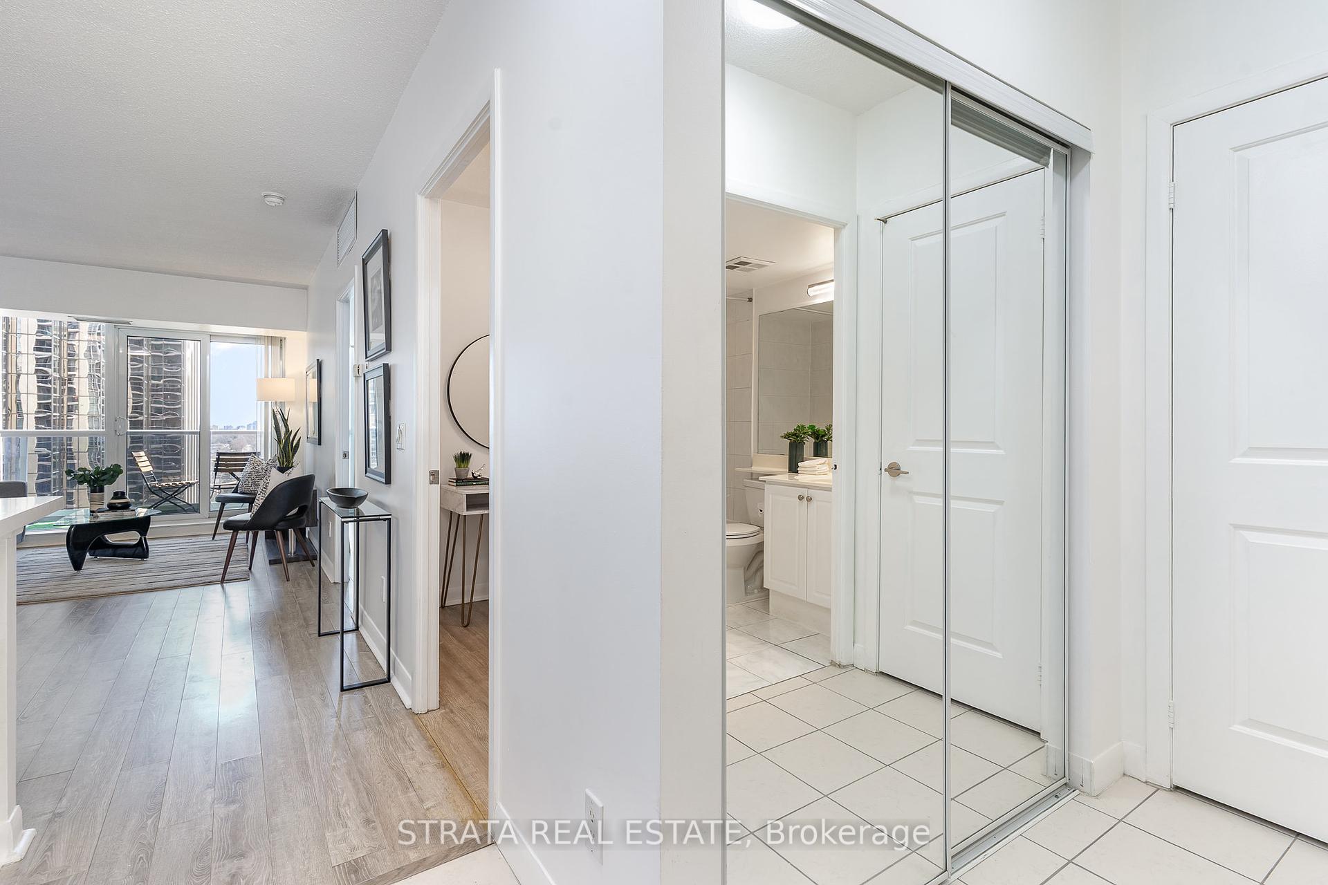 3 Bedrooms Condo at 4978 Yonge, Toronto For sale