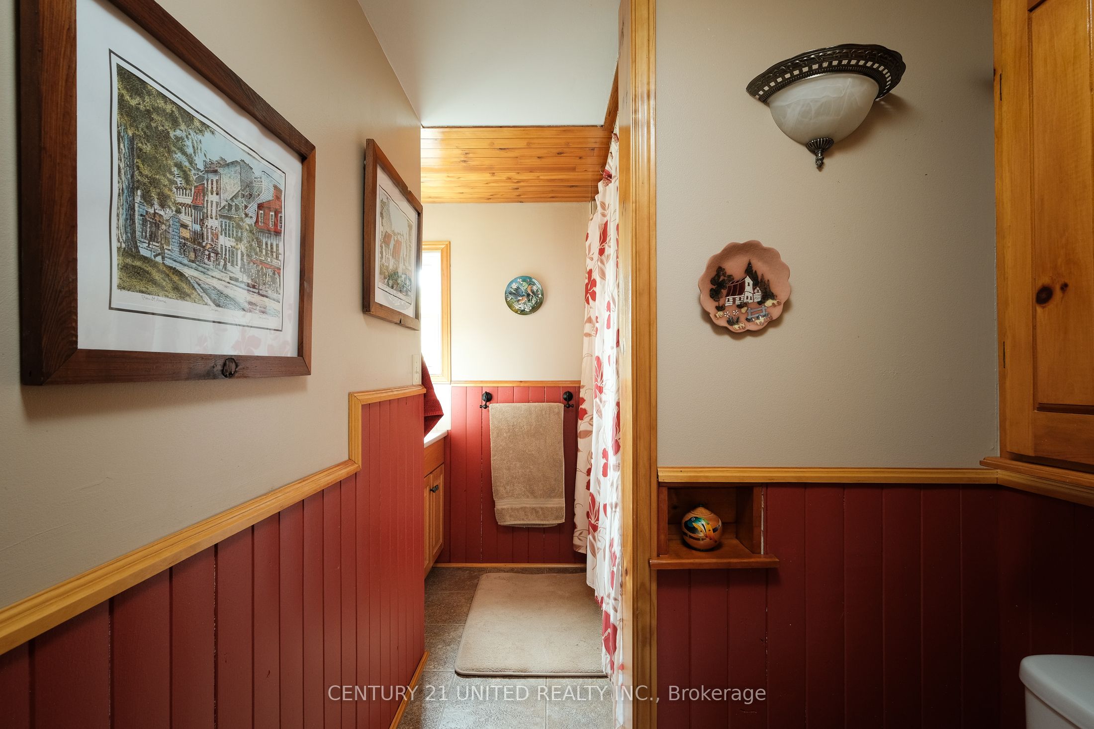 4095 Hwy 28, Selwyn, ON K0L 2H0