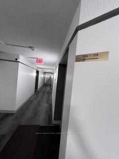 2 Bedrooms Condo at 100 Arbors, Vaughan For sale