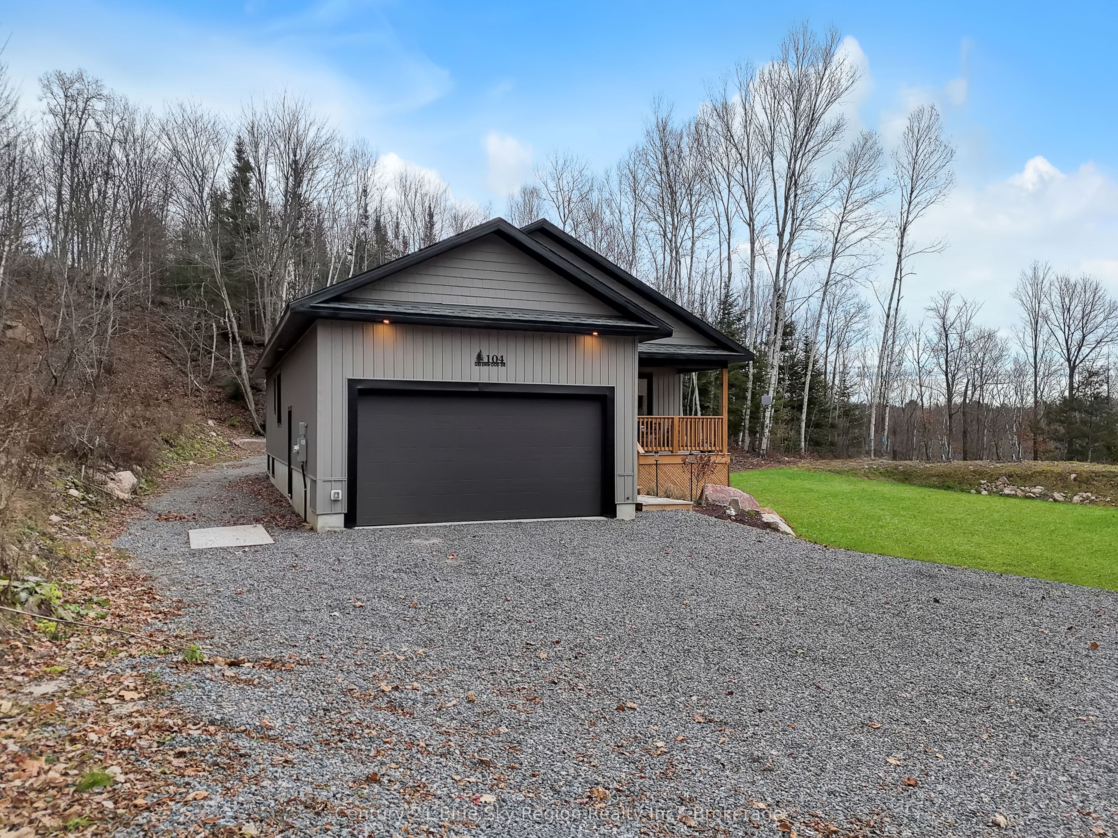 104 GREENWOOD Drive, Bonfield, ON P0H 1E0