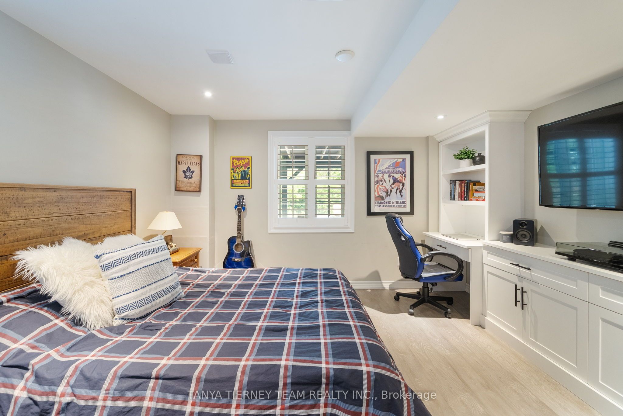11 Covington Drive