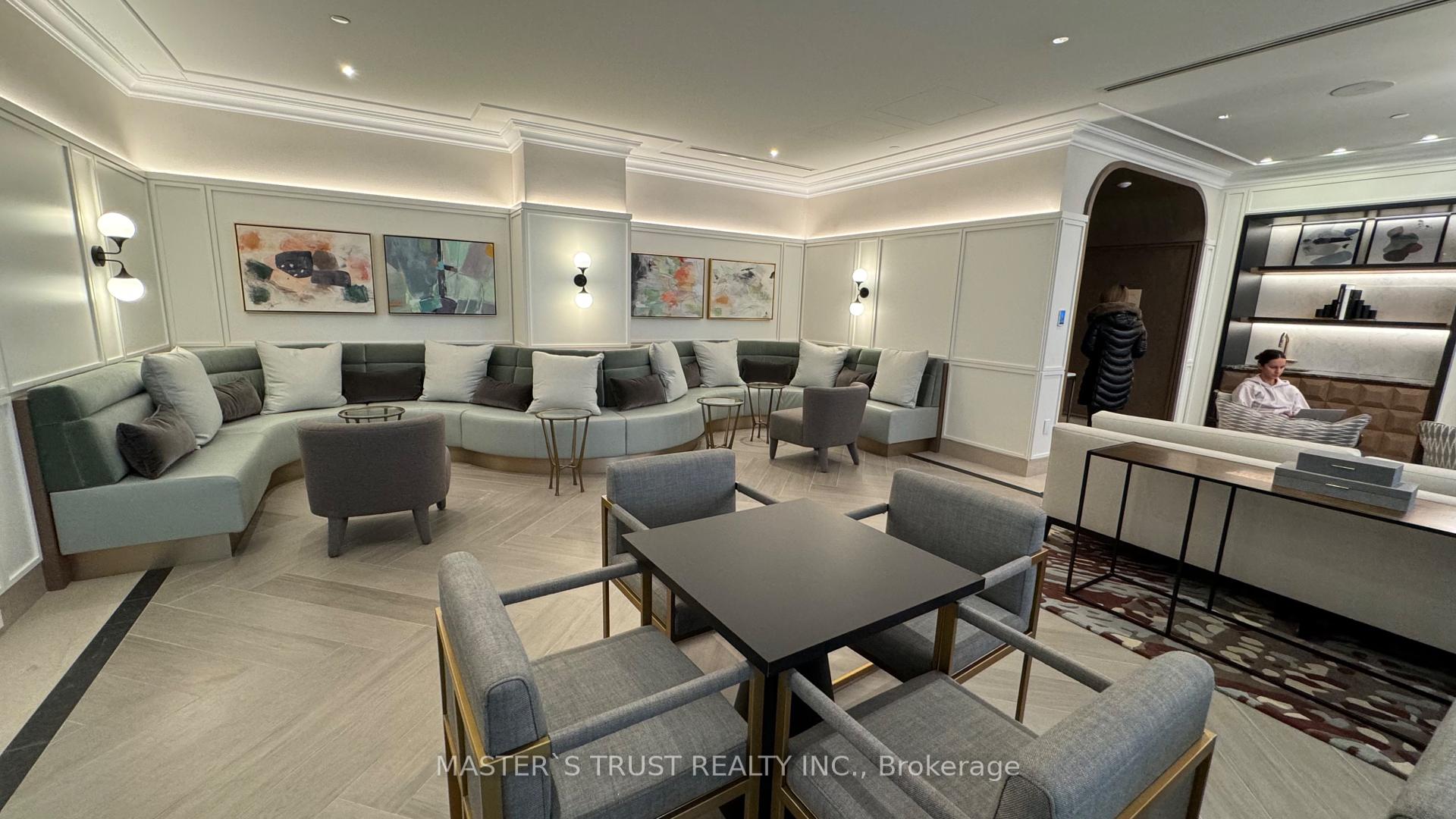 2 Bedrooms Condo at 30 IN ON THE PARK, Toronto For sale