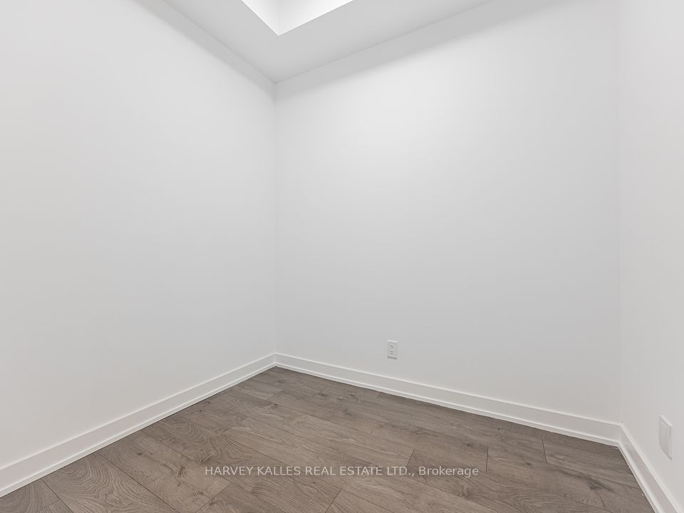 108 Peter Street 4807