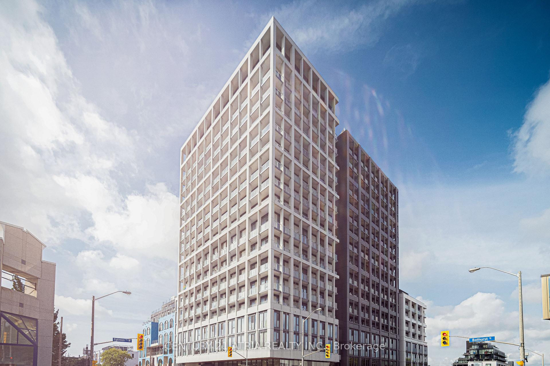 1 Bedroom Condo at 2020 Bathurst,  Toronto For sale
