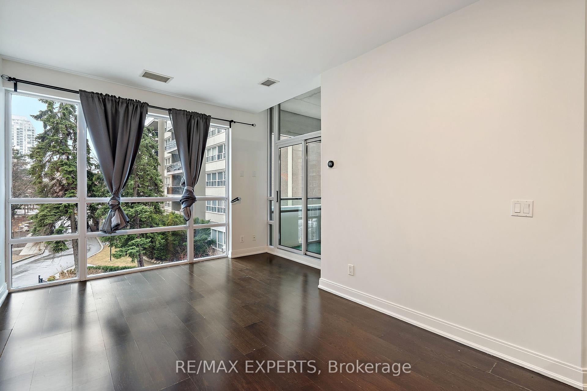 1 Bedroom Condo at 88 Broadway,  Toronto For sale