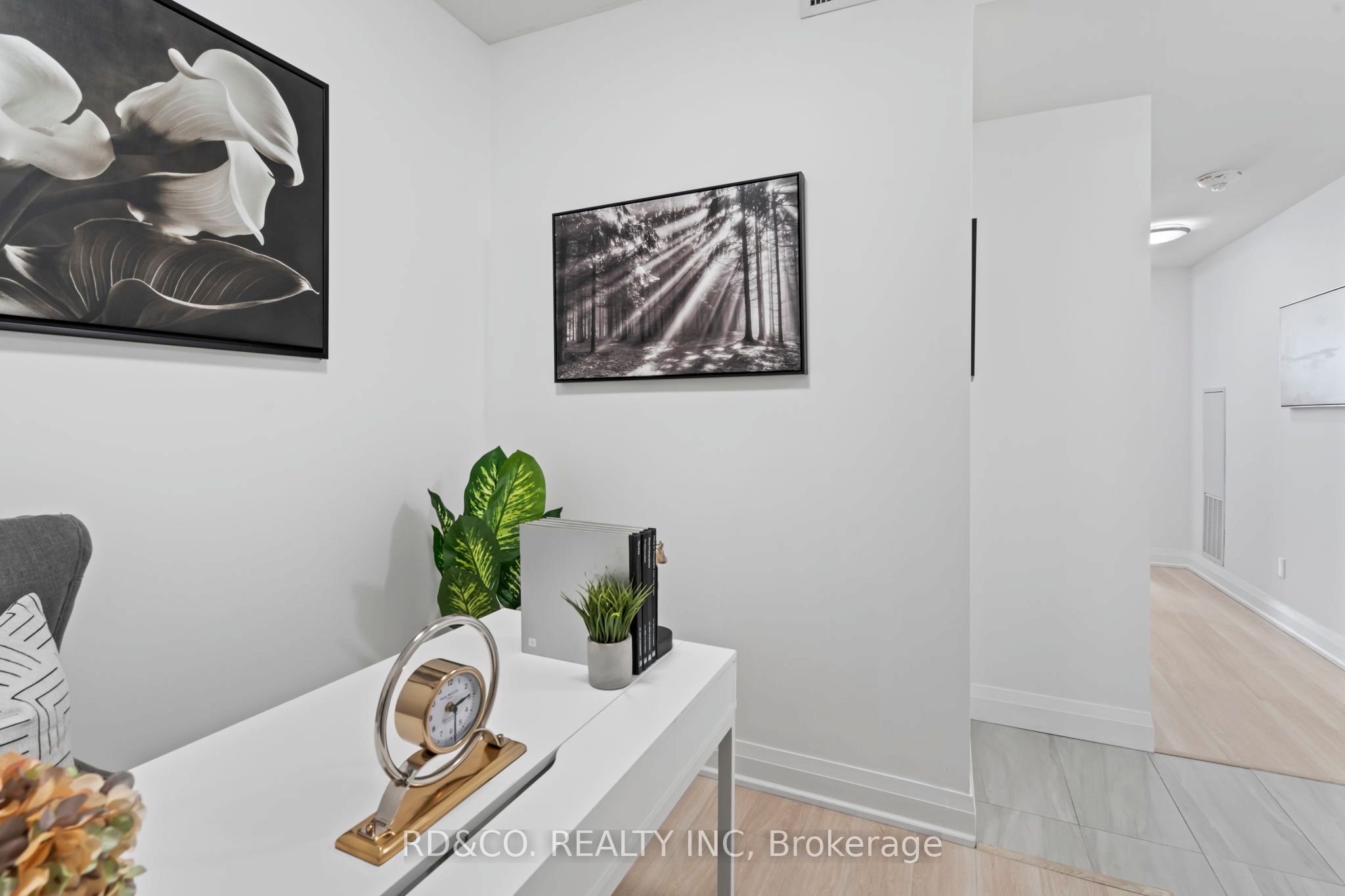 398 Highway 7 Road E, #601