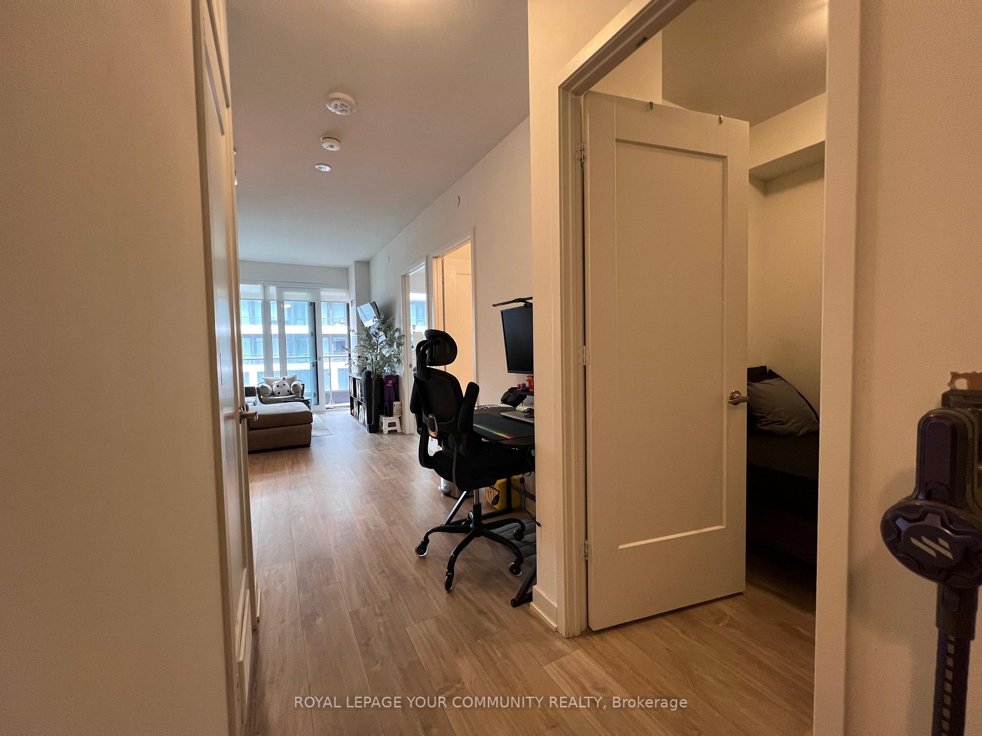 2 Bedrooms Condo at 60 Princess,  Toronto For sale