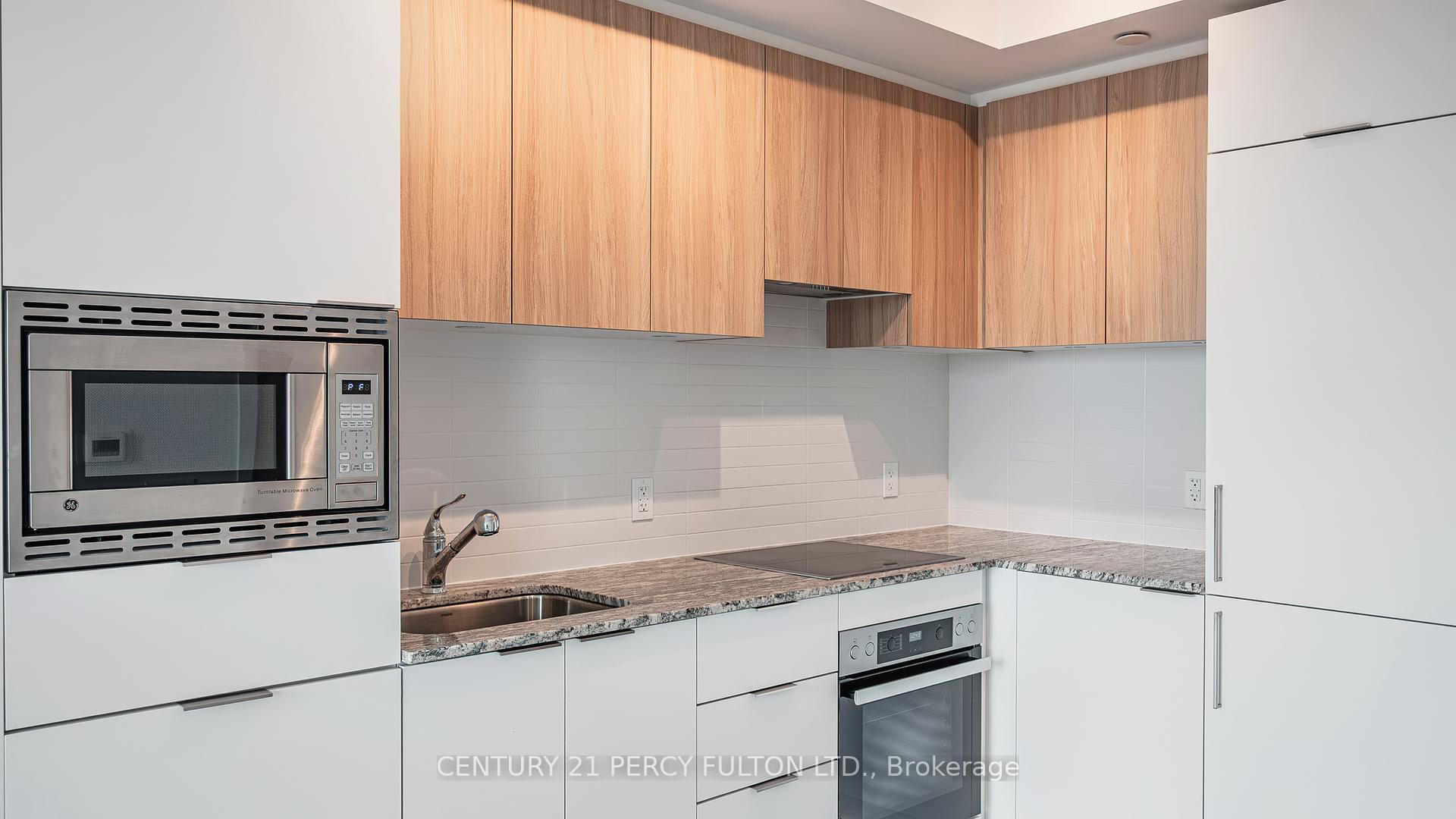 2 Bedrooms Condo at 50 O’Neill,  Toronto For sale