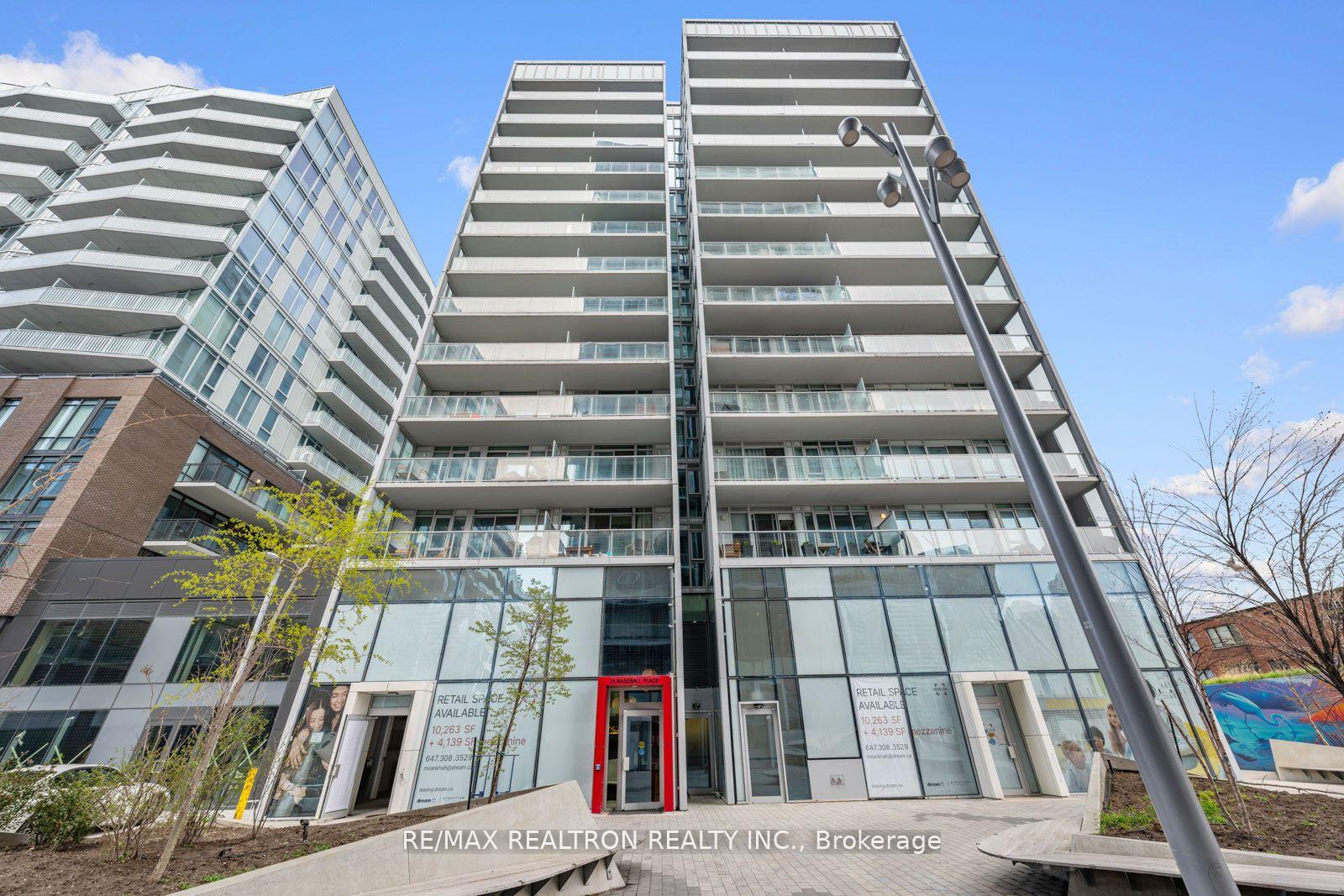 3 Bedrooms Condo at 25 Baseball, Toronto For sale