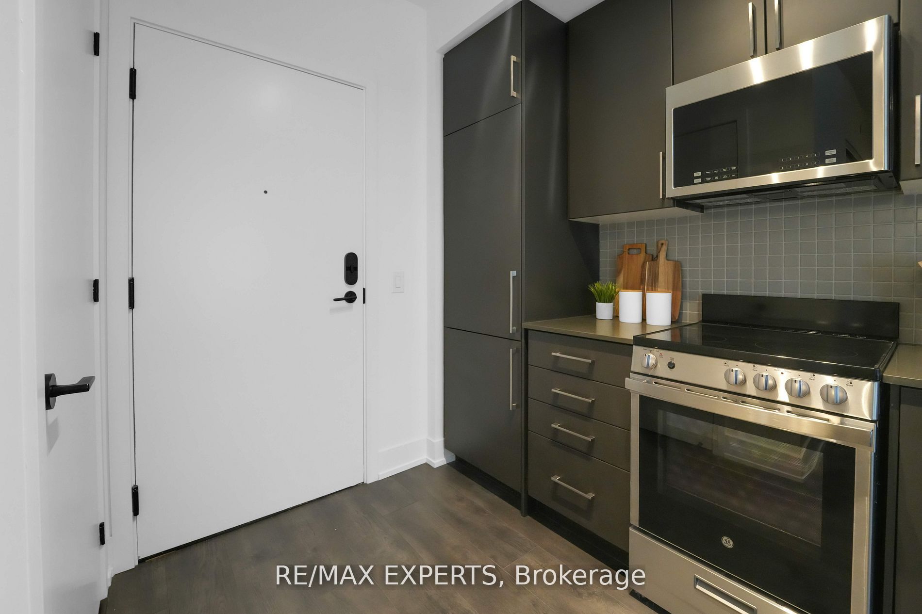 2450 Old Bronte Road 324