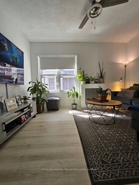 27 Vernon Street, #Main Floor