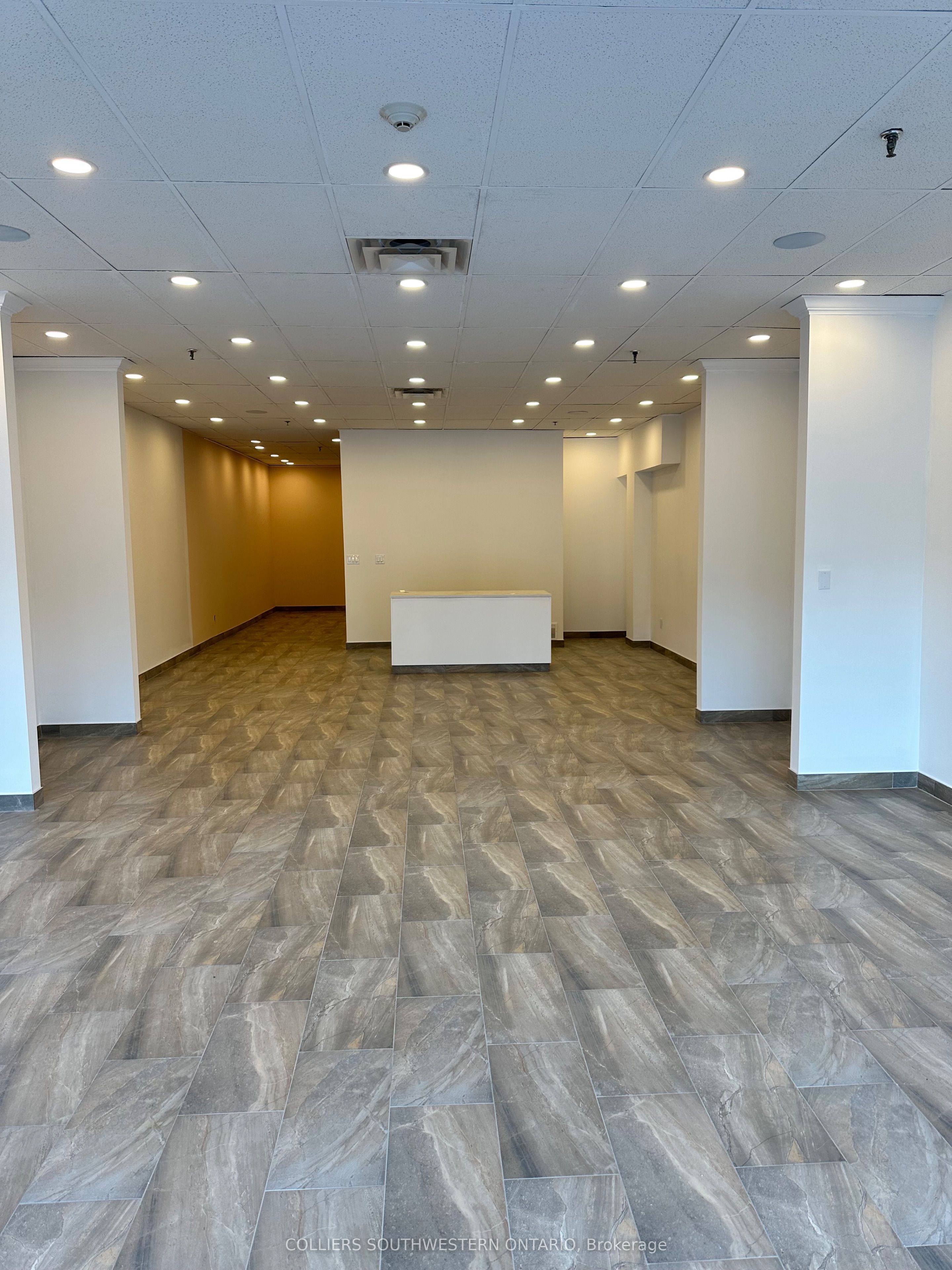 205 Oxford Street E, #C108