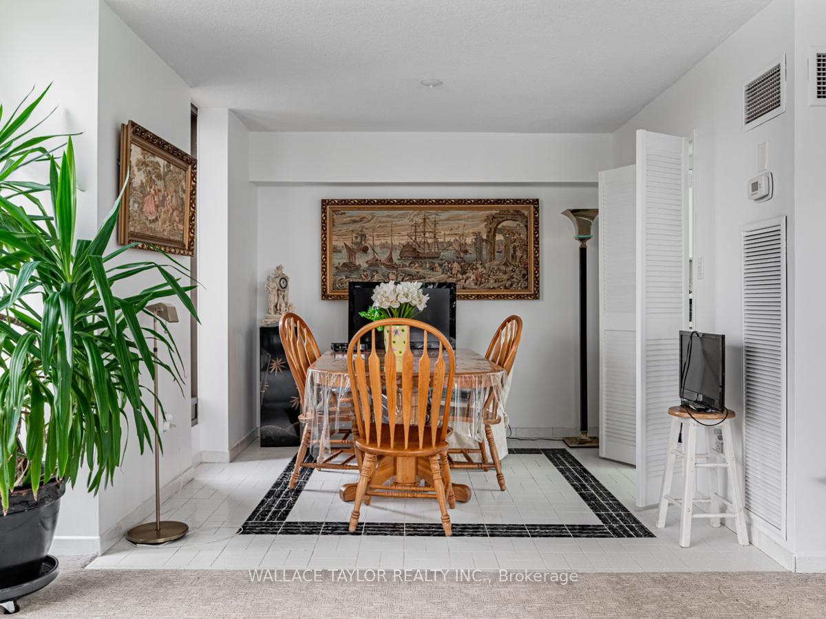 2 Bedrooms Condo at 2045 Lake Shore,  Toronto For sale