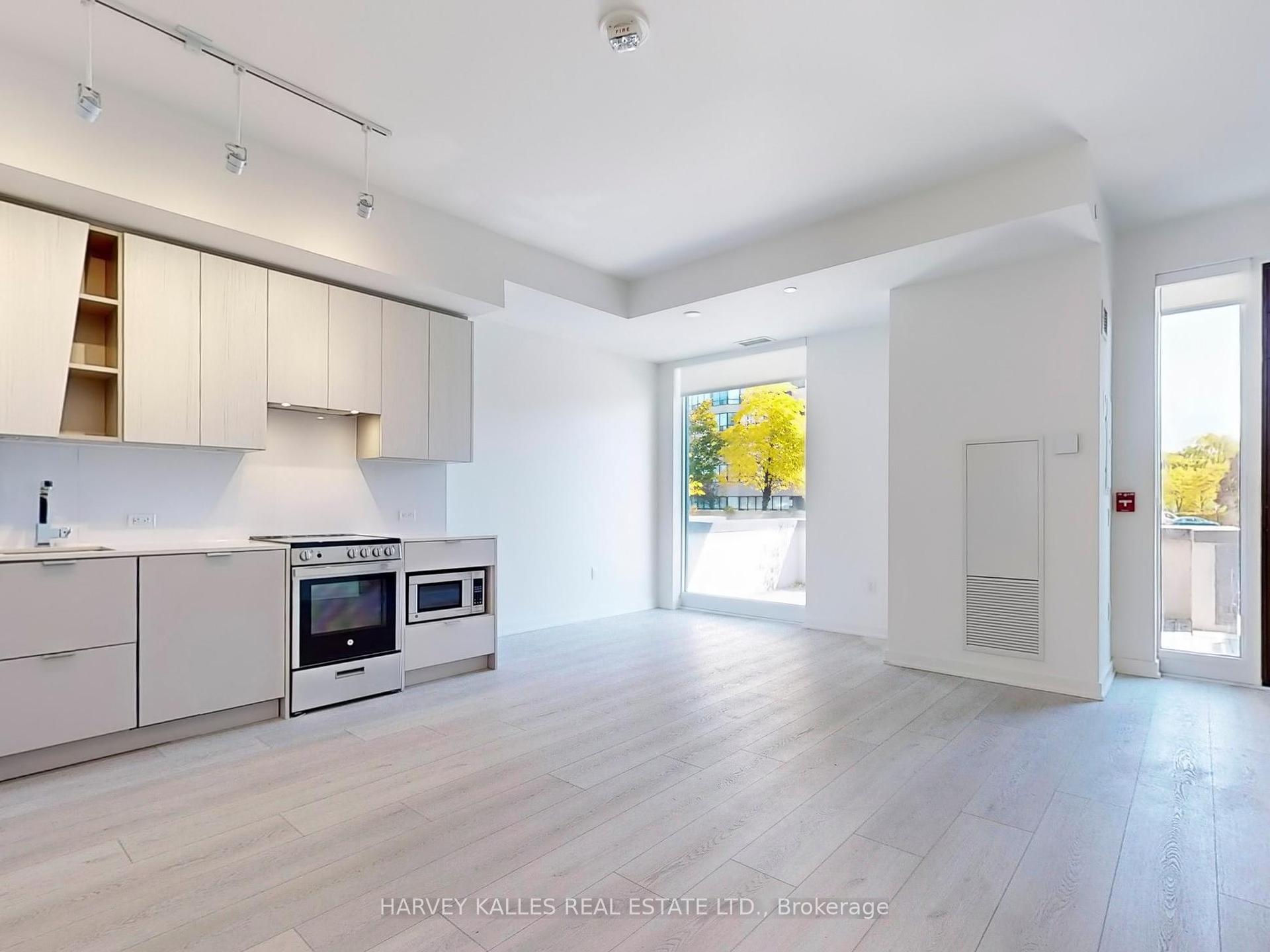 3883 Quartz Road 118