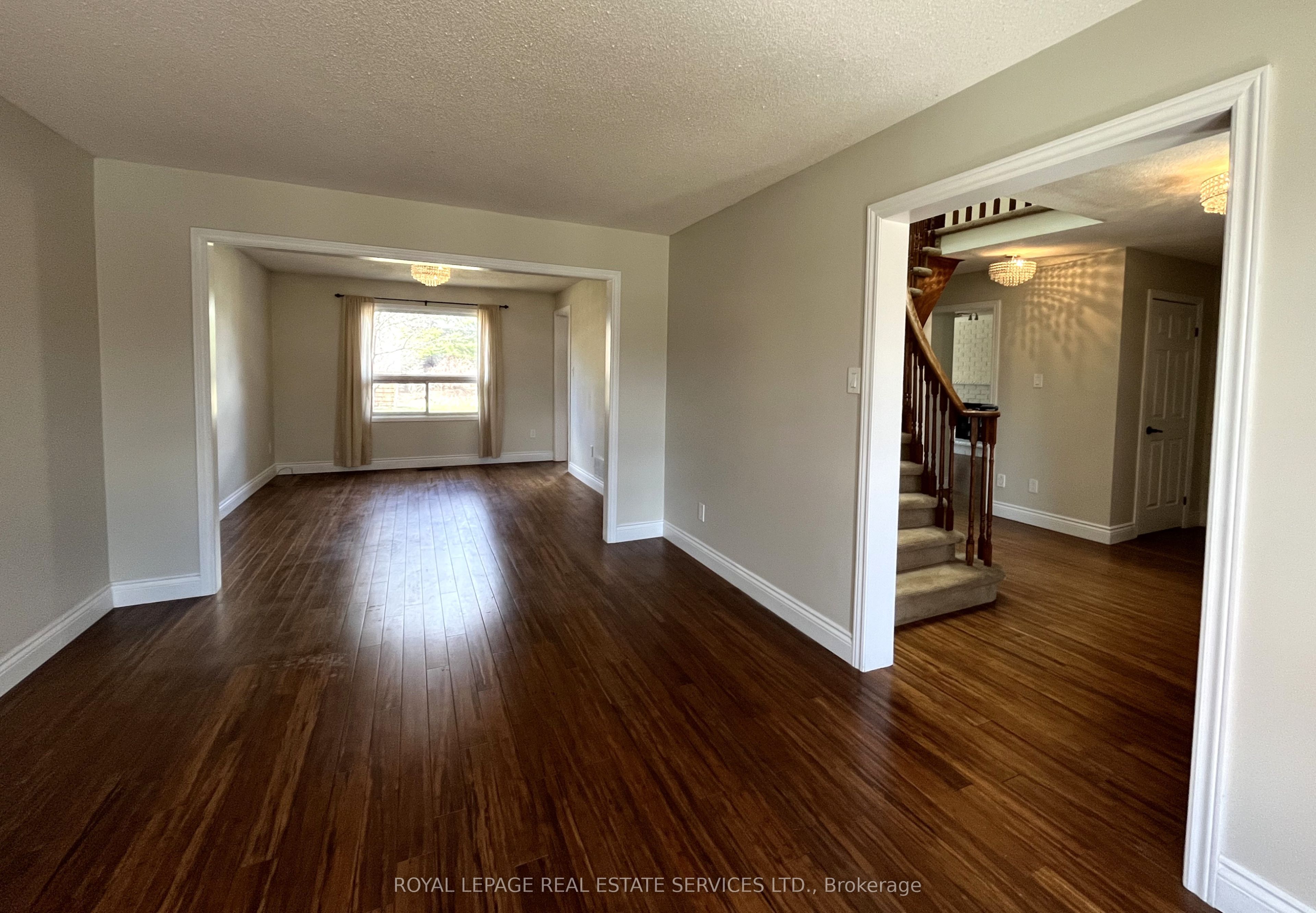 79 Doris Crescent, Newmarket, ON L3Y 7V5