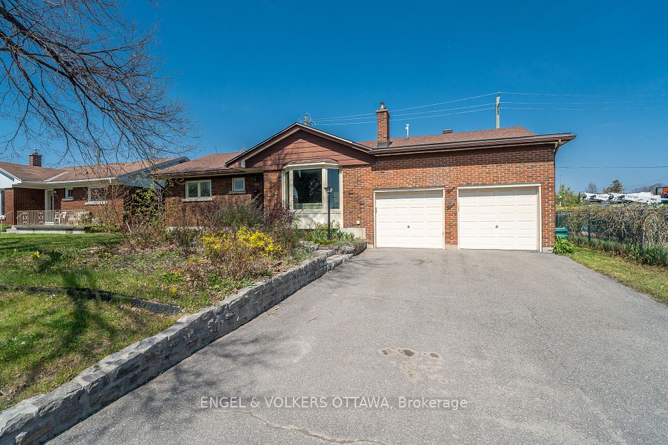 989 Connaught