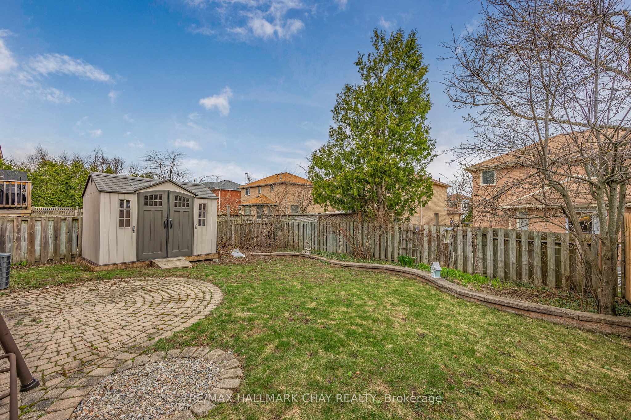 23 Grasett Crescent