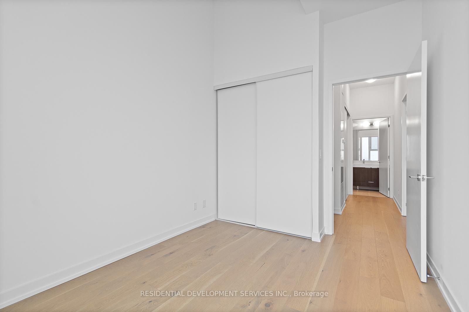 3 Bedrooms Condo at 3100 Keele,  Toronto For sale