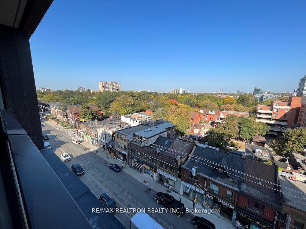 1 Bedroom Condo at 270 Dufferin, Toronto For sale