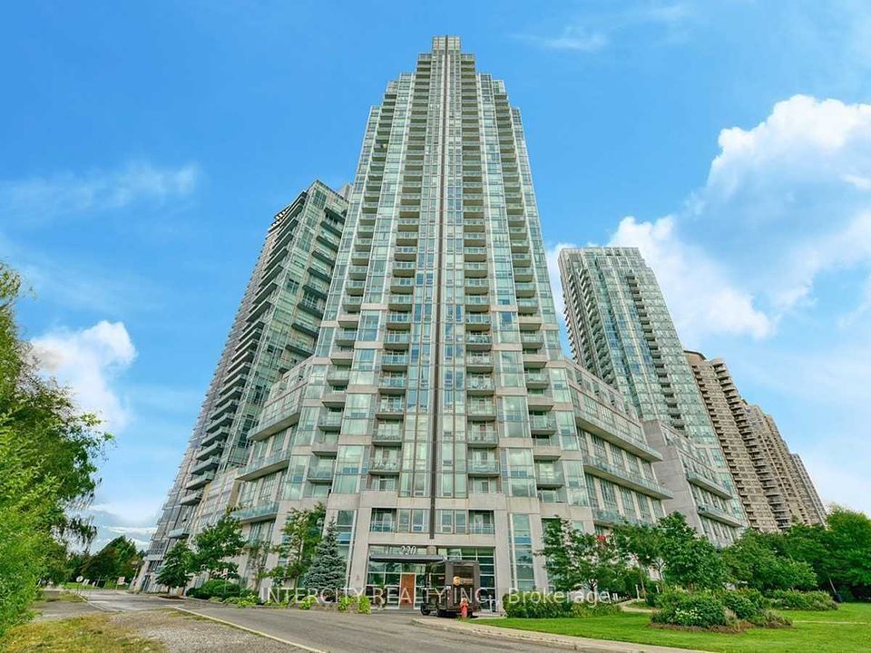 220 Burnhamthorpe