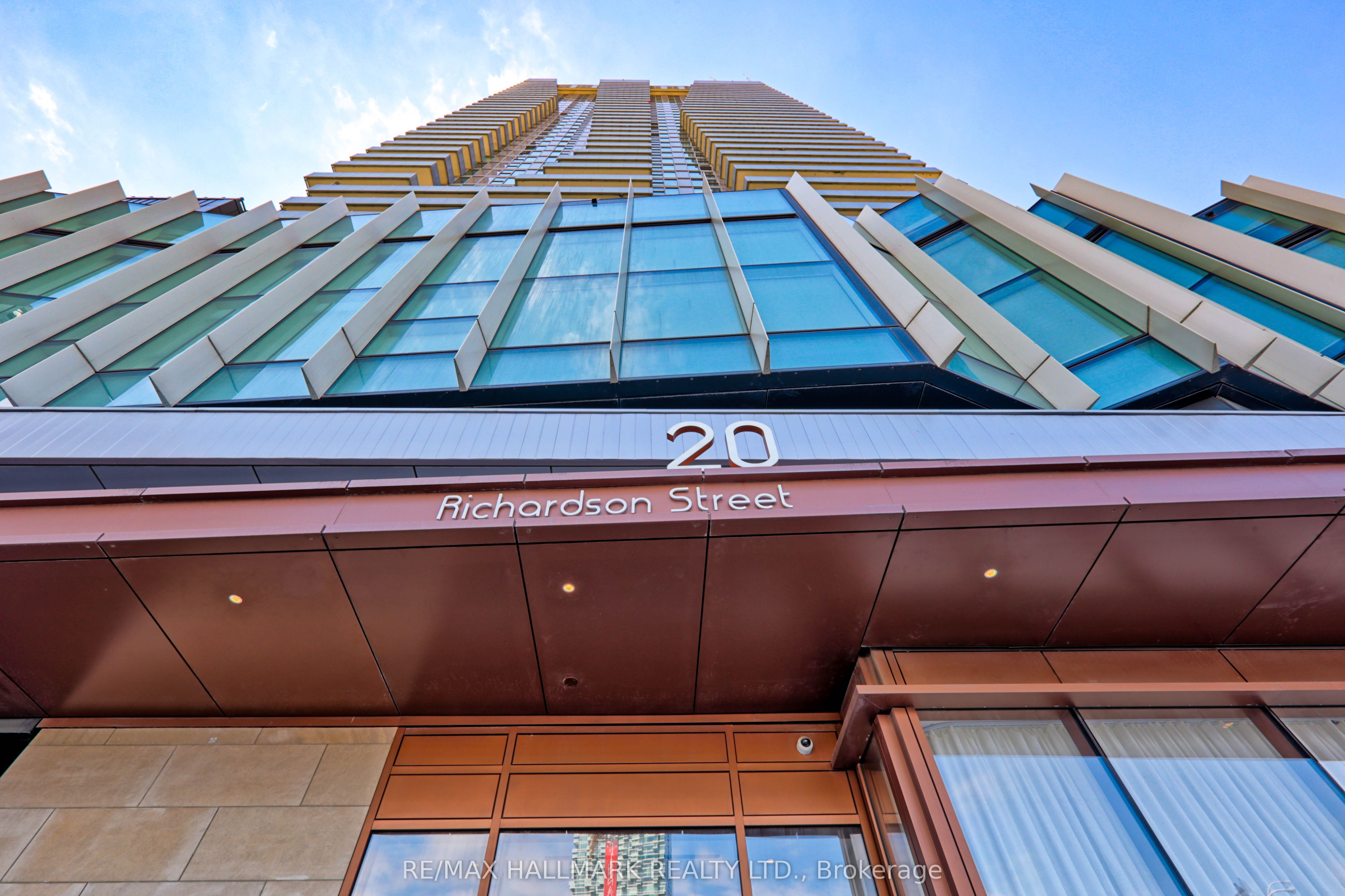 20 Richardson Street, #602
