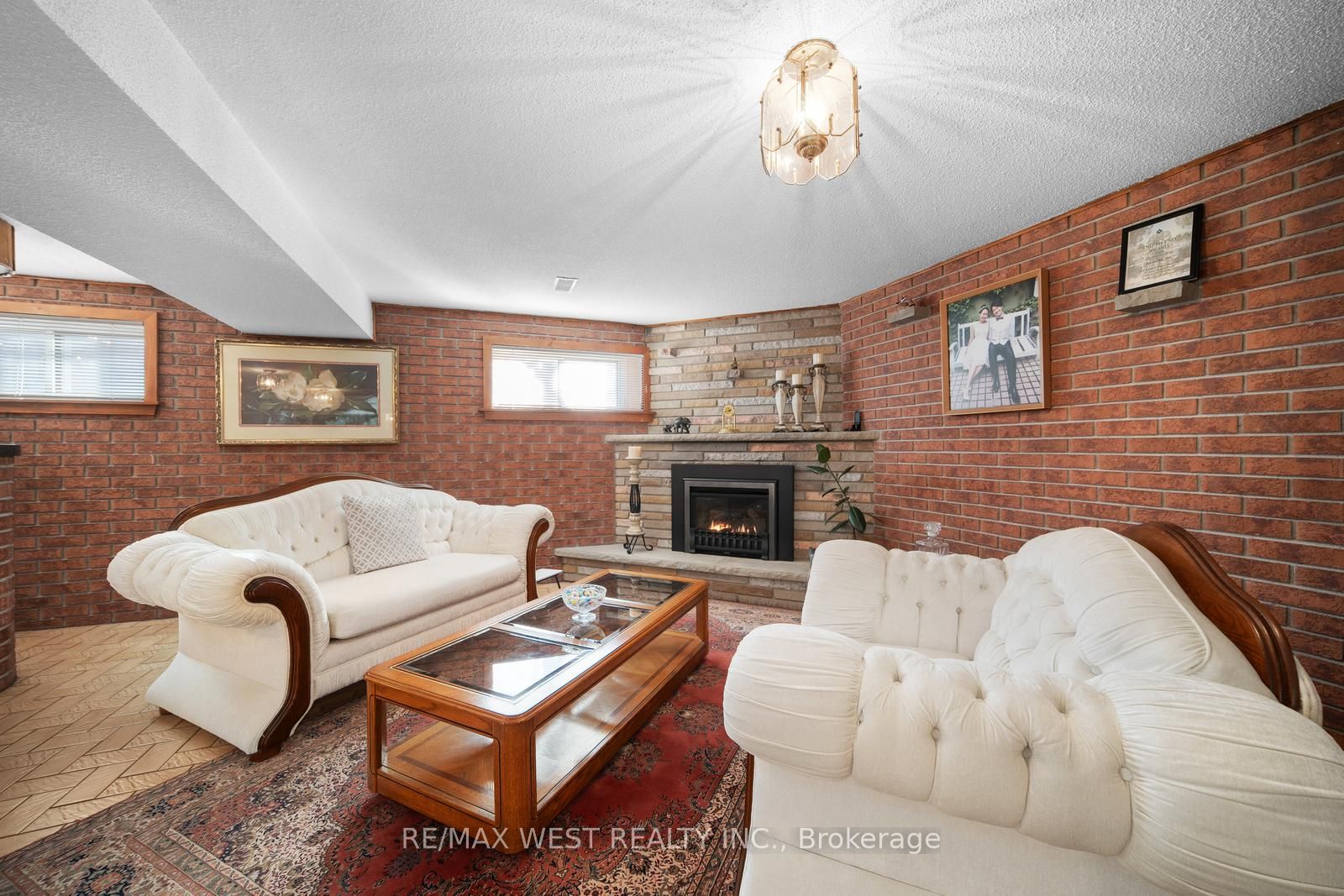 7 Harris Crescent