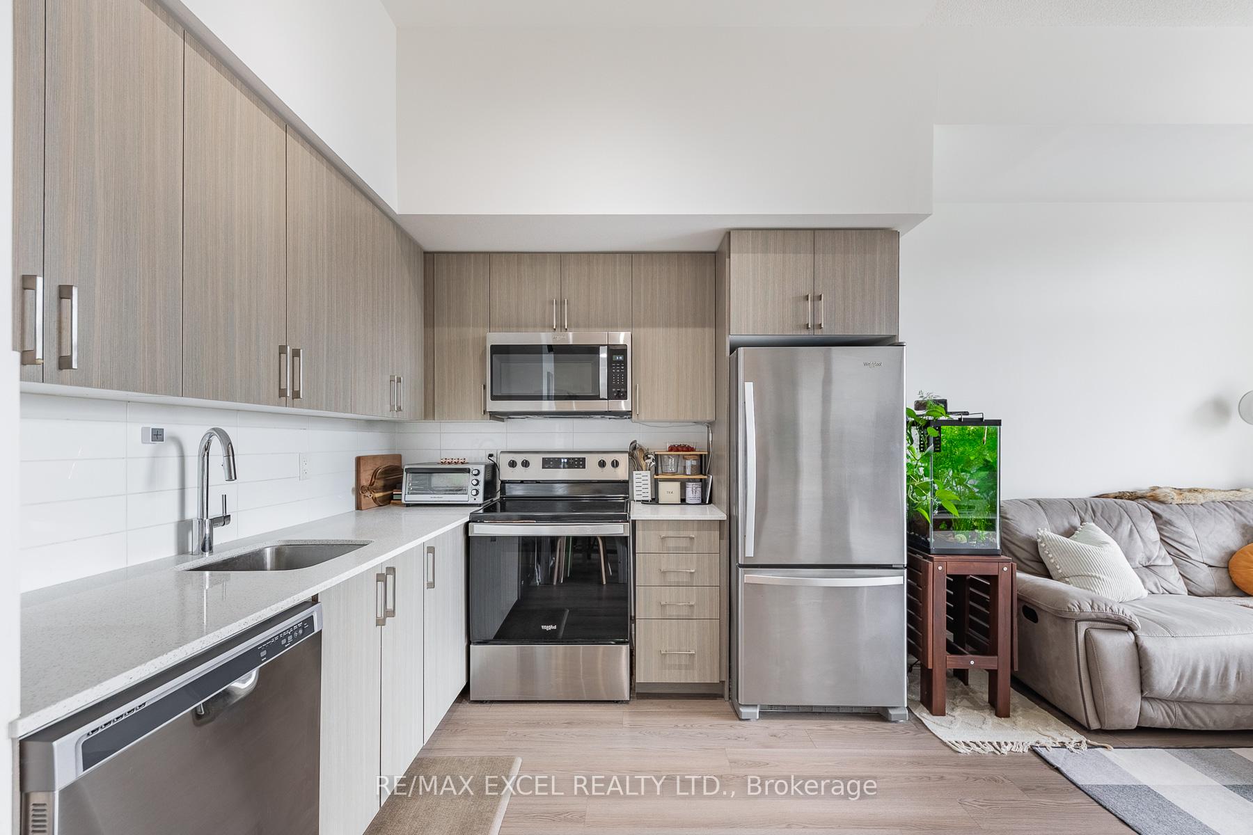 2 Bedrooms Condo at 3121 Sheppard Avenue, Toronto For sale