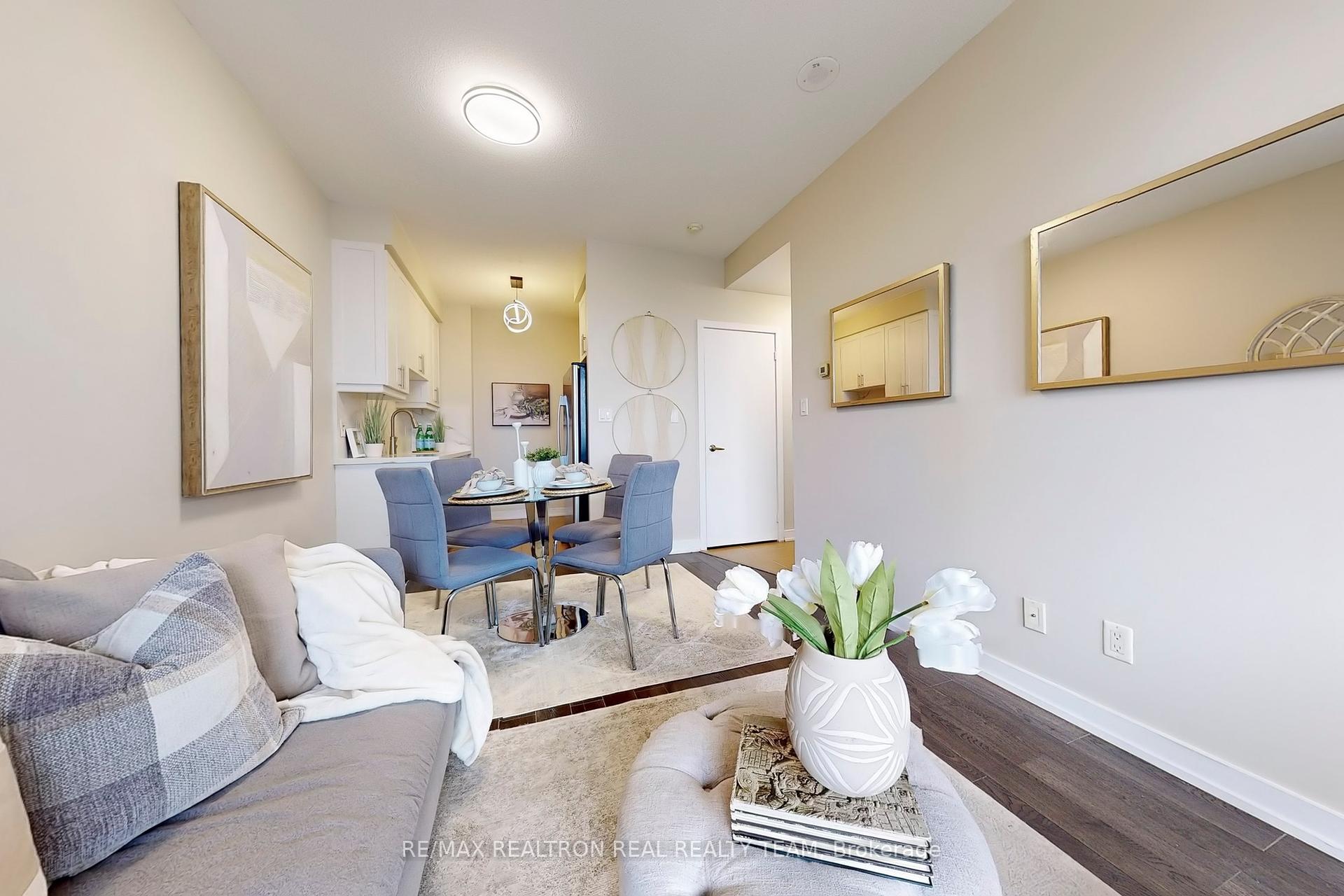 1 Bedroom Condo at 4070 Confederation, Mississauga For sale