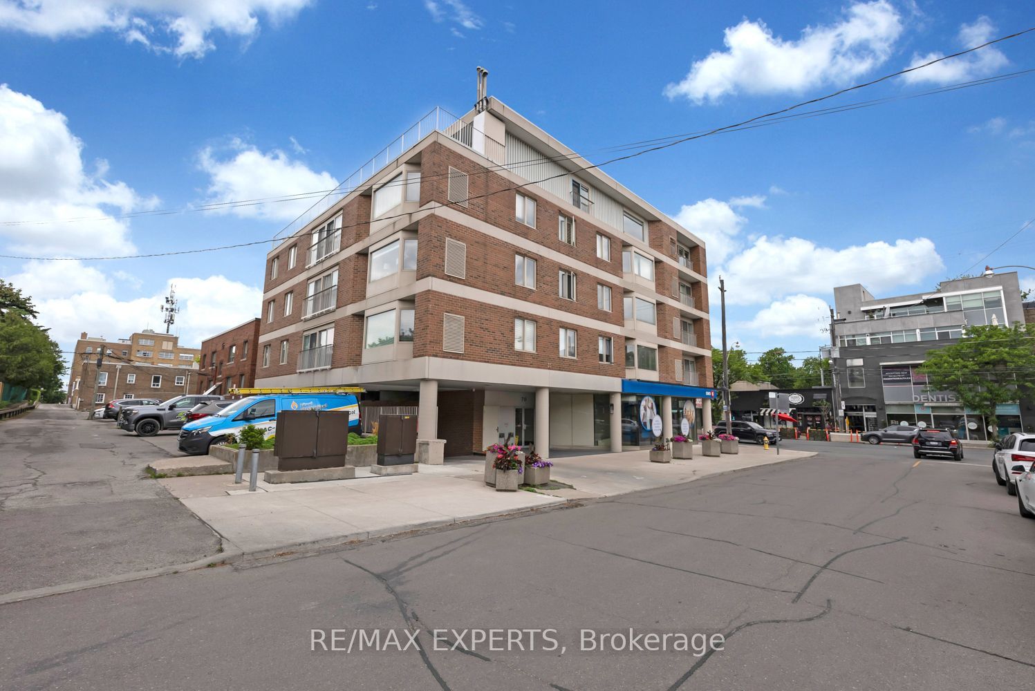 70 Elmsthorpe Avenue 202