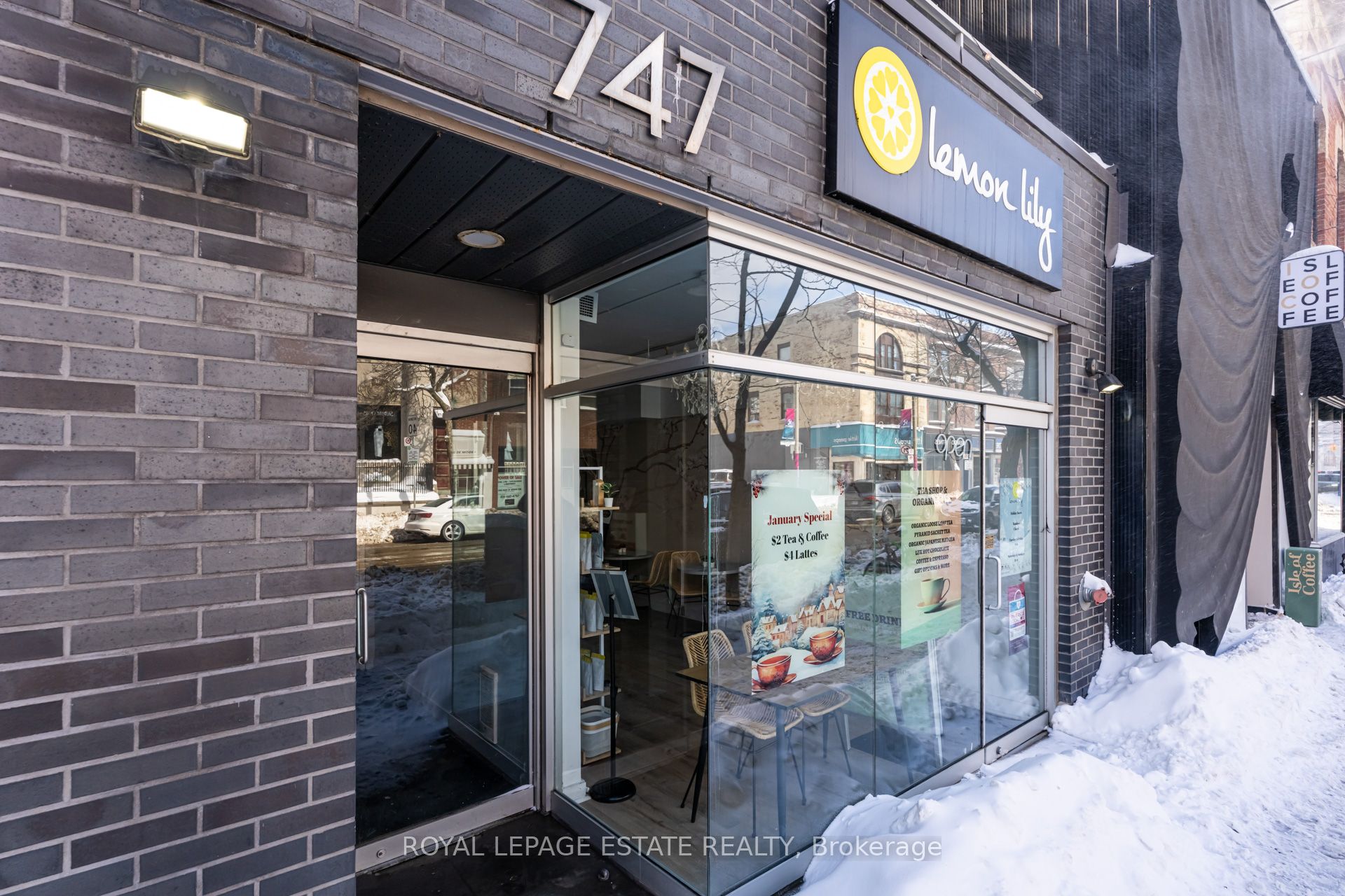 747 Queen Street E, #403