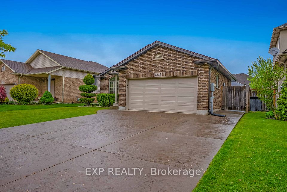 8583 Forestview